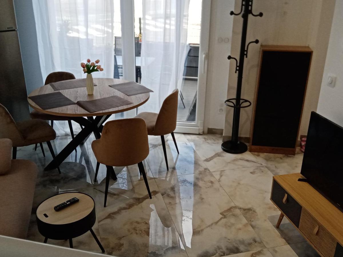 Jolie Maison, Balneo Lumino Therapie Et Terrasse Кольмар Экстерьер фото